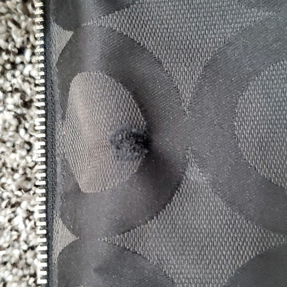 Black Classic Coach Bag - Picture 5 of 8